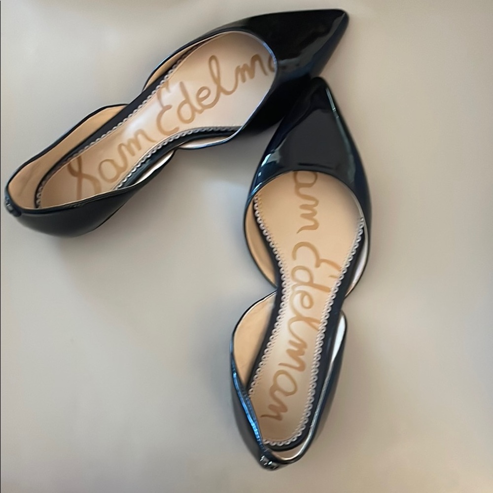 Sam Edelman Black Flats with Pointed Toe and Glossy Finish - Picture 4 of 5